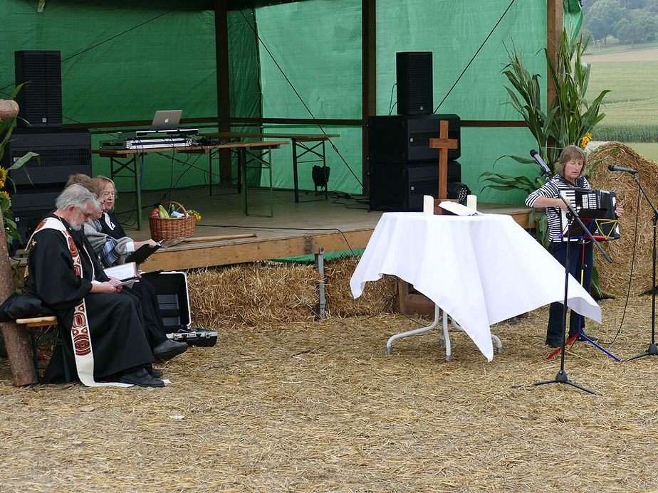 Ökumenischer Gottesdienst auf den Naumburger Feldtagen (Foto: Kar-Franz Thiede)